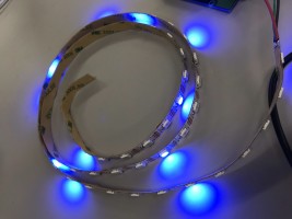 LED青